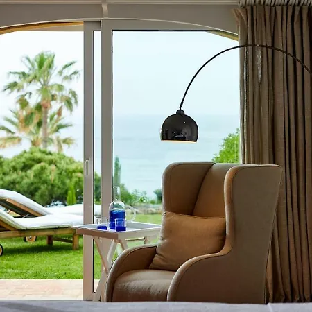 Joya Resort